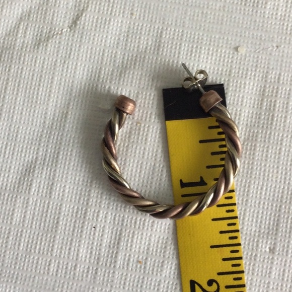 Gold and Silver colored Twisted Rope Bracelet - Picture 5 of 6